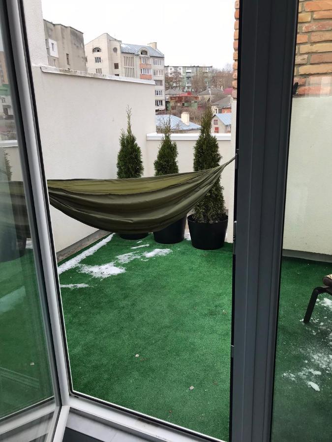 Апартаменти Біля Озера З Терасами І Власною Парковкою Чумацька 39 Тернополь Экстерьер фото